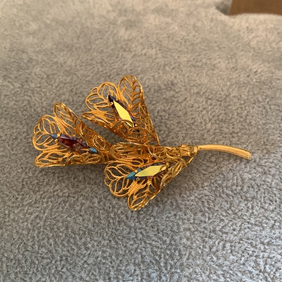 Two gold vintage brooches - Picture 10 of 14